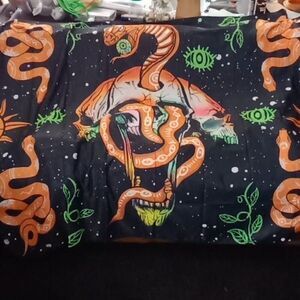 Huge Wall Tapestry Black Light Skulls & Snakes 60x51 Halloween